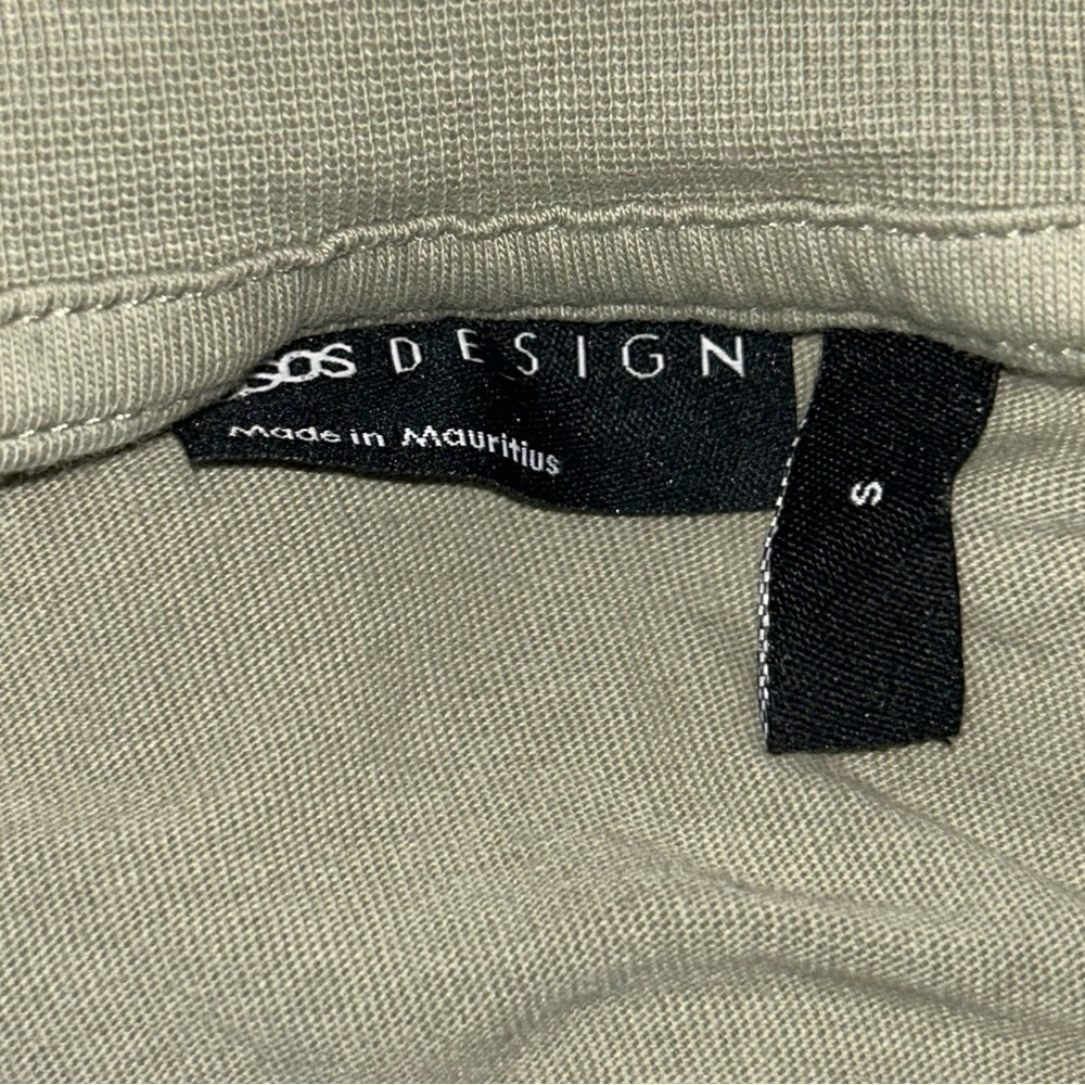 ASOS longline tee SIZE SMALL - Picture 4 of 4